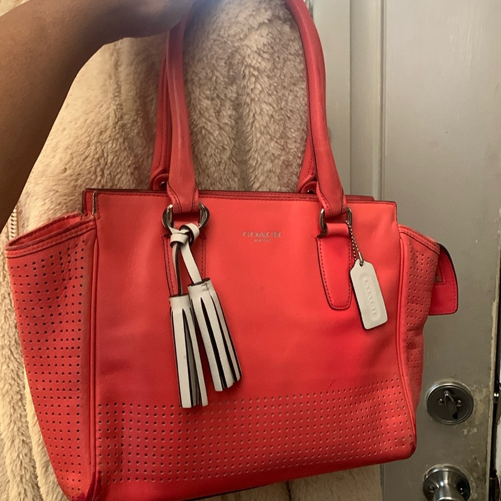 Authentic Coach Leather Handbag!👜